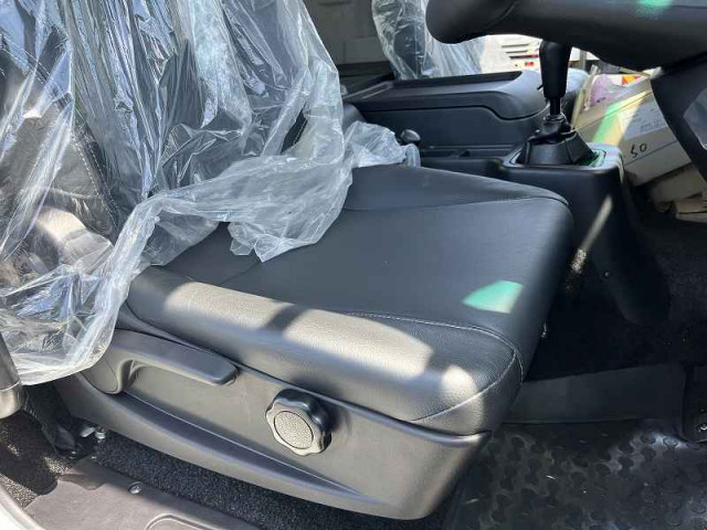 三菱ふそう ファイター 増トン 車載専用車 2KG-FK62FZ(88741) 41枚目