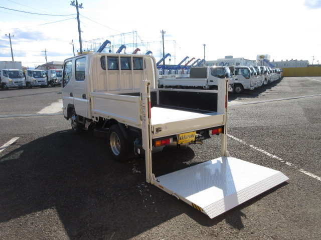 三菱ふそう キャンター 小型 Wキャブ 2RG-FBA20(88752) 9枚目