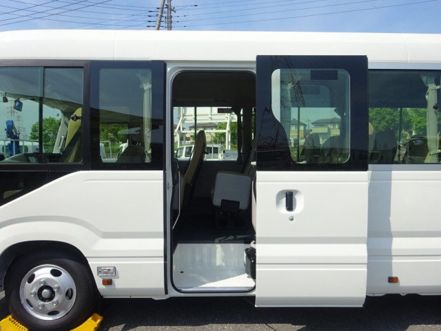 トヨタ コースター 小型 バス 2KG-GDB70(88754) 24枚目