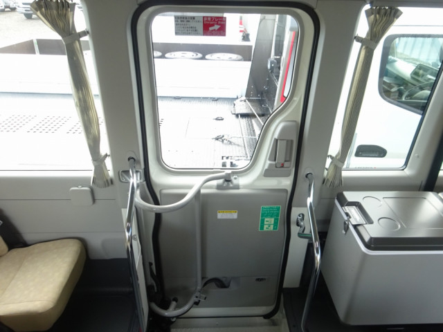トヨタ コースター 小型 バス 2KG-GDB70(88754) 27枚目
