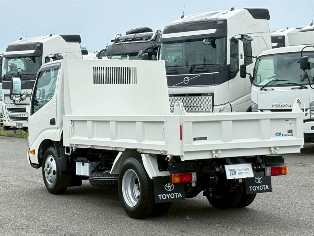 トヨタ ダイナ 小型 土砂ダンプ 2KG-XZU600D(88756) 3枚目