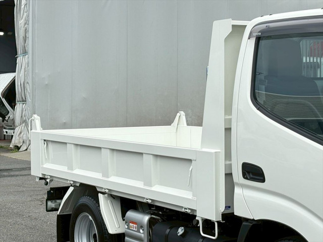 トヨタ ダイナ 小型 土砂ダンプ 2KG-XZU600D(88756) 5枚目
