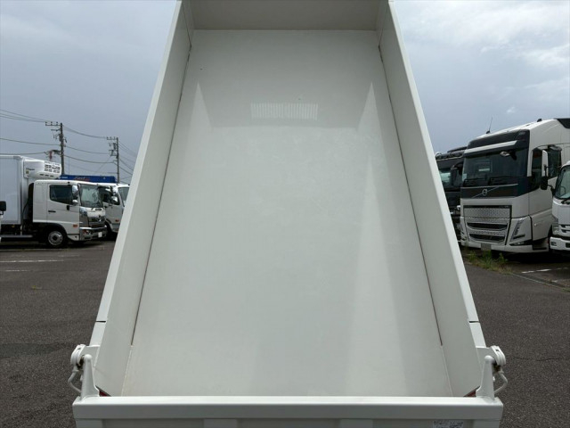 トヨタ ダイナ 小型 土砂ダンプ 2KG-XZU600D(88756) 8枚目