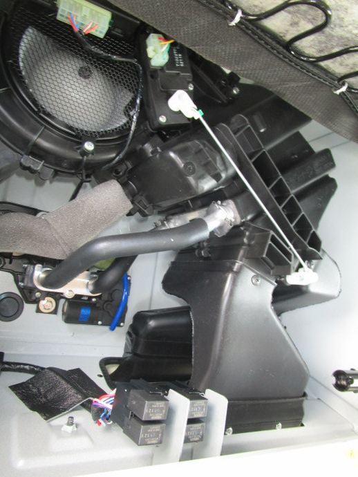三菱ふそう キャンター 小型 Wキャブ 2RG-FBA20(88758) 28枚目