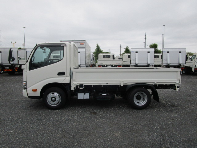 トヨタ ダイナ 小型 平ボディ 2KG-XZC605(88761) 5枚目