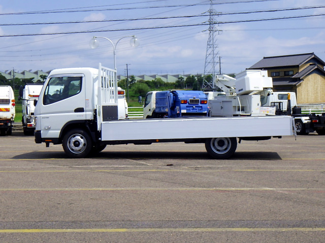 三菱ふそう キャンター 小型 平ボディ 2PG-FEBS0(88764) 8枚目