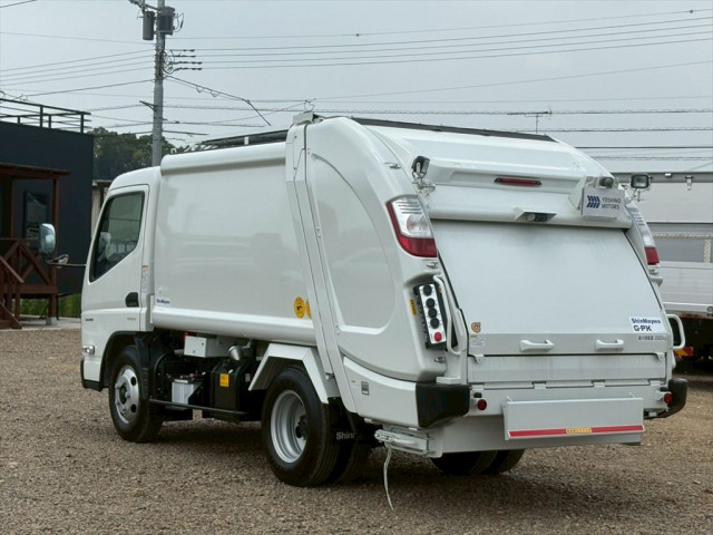 三菱ふそう キャンター 小型 塵芥車（プレス式） 2RG-FEAV0(88765) 3枚目