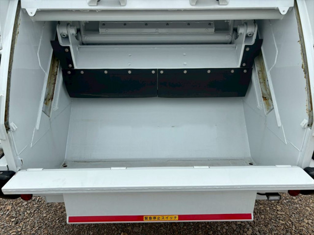 三菱ふそう キャンター 小型 塵芥車（プレス式） 2RG-FEAV0(88765) 13枚目