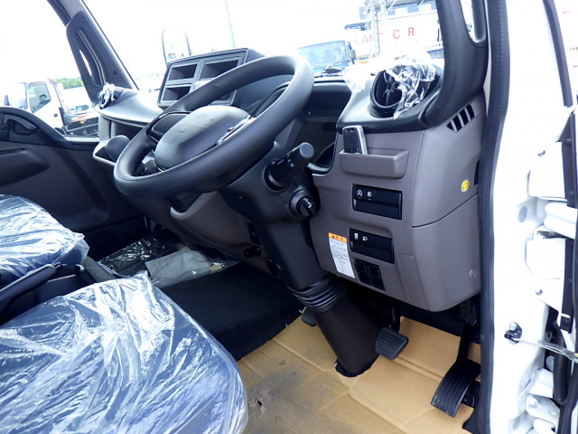 三菱ふそう キャンター 小型 平ボディ 2PG-FEBS0(88764) 44枚目