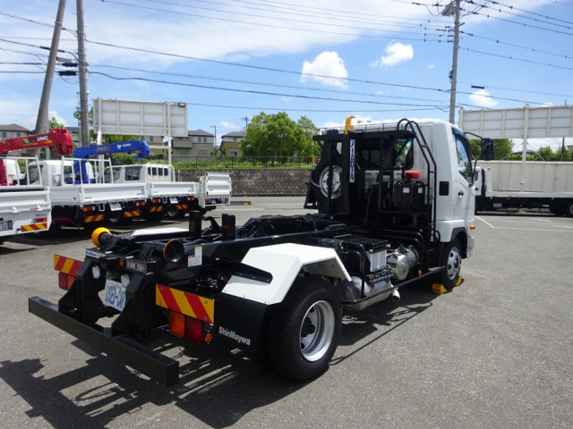 三菱ふそう ファイター 中型 コンテナ専用車 2KG-FK72F(88770) 2枚目