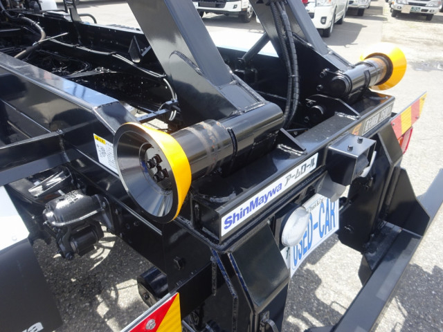 三菱ふそう ファイター 中型 コンテナ専用車 2KG-FK72F(88770) 13枚目