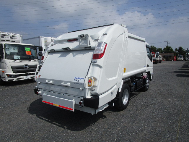三菱ふそう キャンター 小型 塵芥車（プレス式） 2RG-FEAV0(88771) 4枚目