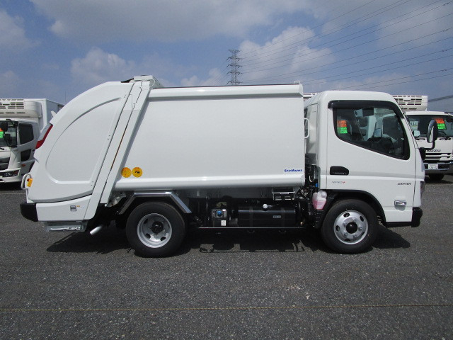 三菱ふそう キャンター 小型 塵芥車（プレス式） 2RG-FEAV0(88771) 6枚目