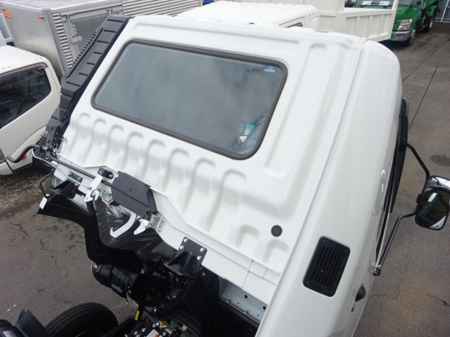 三菱ふそう ファイター 中型 コンテナ専用車 2KG-FK72F(88770) 29枚目