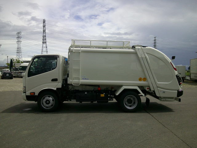 日野 デュトロ 小型 塵芥車（プレス式） 2KG-XZU642F(88774) 8枚目