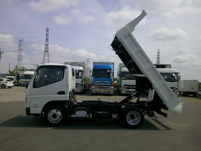 三菱ふそう キャンター 小型 土砂ダンプ 2RG-FBA60(88775) 10枚目