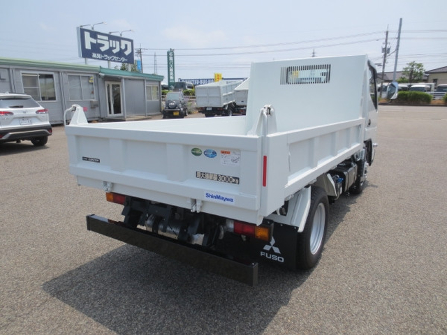 三菱ふそう キャンター 小型 土砂ダンプ 2RG-FBA60(88778) 4枚目