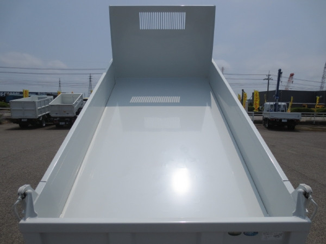 三菱ふそう キャンター 小型 土砂ダンプ 2RG-FBA60(88778) 10枚目