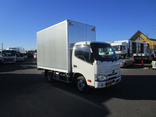 日野 デュトロ 小型 アルミバン 2KG-XZU605M(88786) 2枚目