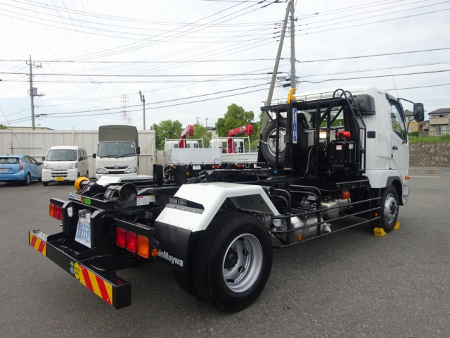 三菱ふそう ファイター 増トン コンテナ専用車 2KG-FK62FZ(88790) 2枚目