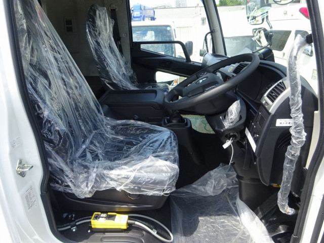 三菱ふそう ファイター 増トン コンテナ専用車 2KG-FK62FZ(88790) 4枚目