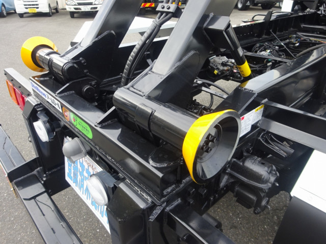 三菱ふそう ファイター 増トン コンテナ専用車 2KG-FK62FZ(88790) 12枚目
