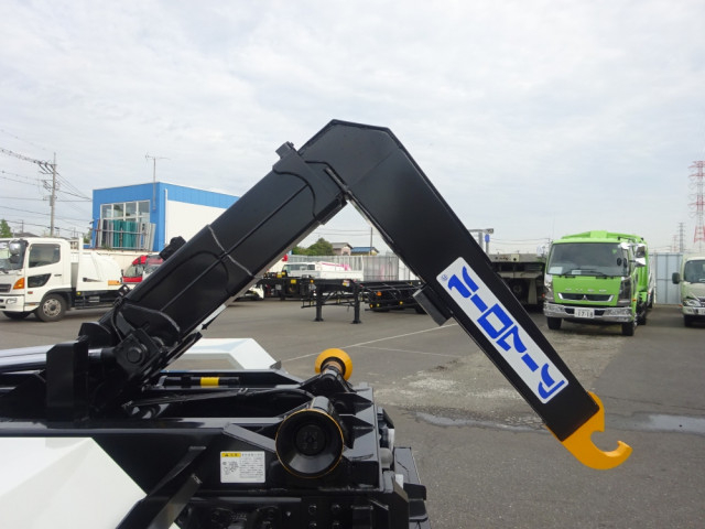 三菱ふそう ファイター 増トン コンテナ専用車 2KG-FK62FZ(88790) 20枚目