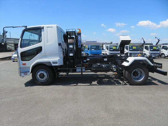 三菱ふそう ファイター 増トン コンテナ専用車 2KG-FK62FZ(88793) 9枚目