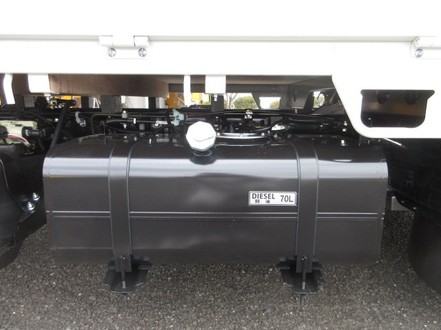 三菱ふそう キャンター 小型 平ボディ 2TG-FBA00(108989) 40枚目