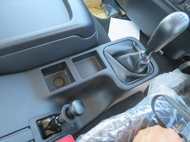 三菱ふそう ファイター 増トン コンテナ専用車 2KG-FK62FZ(88793) 37枚目
