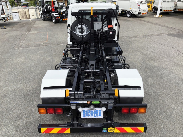 三菱ふそう ファイター 増トン コンテナ専用車 2KG-FK62FZ(88794) 12枚目