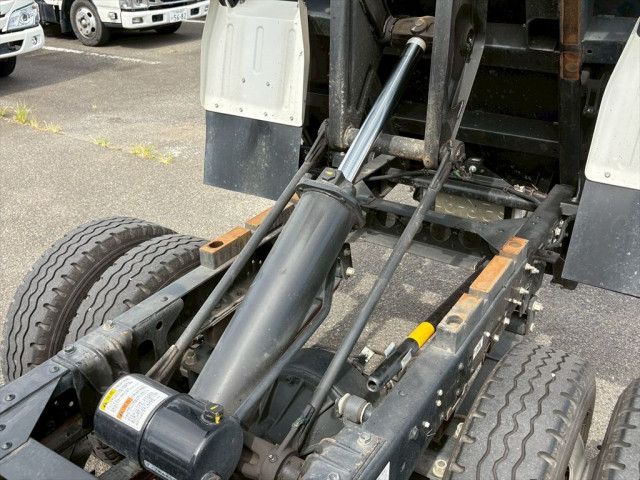 いすゞ エルフ 小型 土砂ダンプ 2RG-NJR88AN(88798) 15枚目
