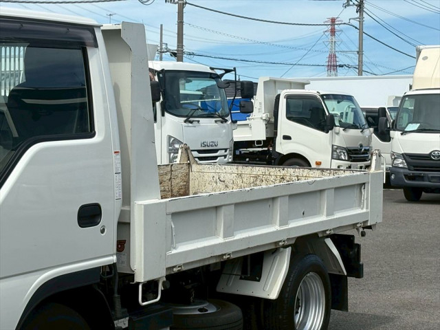 いすゞ エルフ 小型 土砂ダンプ 2RG-NJR88AN(88800) 6枚目
