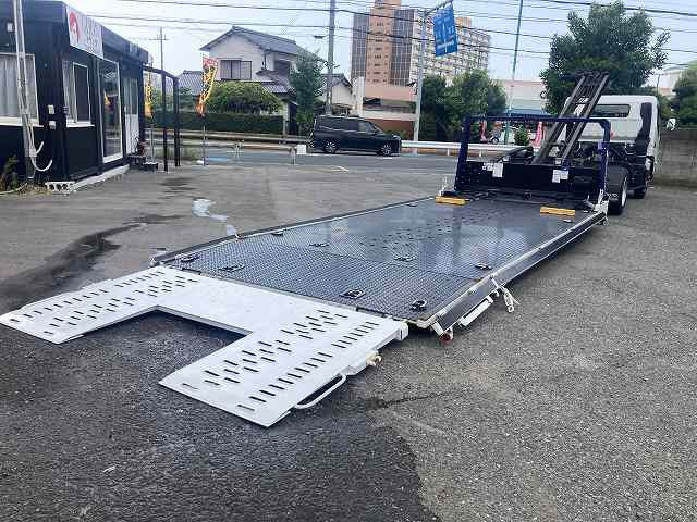 三菱ふそう キャンター 小型 車載専用車 2PG-FEB80(88803) 11枚目