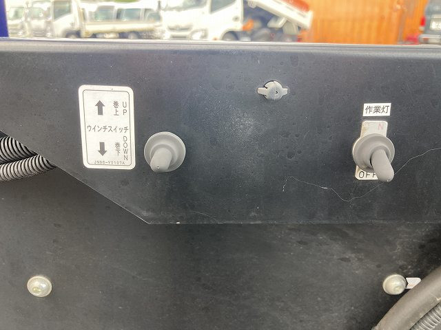 三菱ふそう キャンター 小型 車載専用車 2PG-FEB80(88803) 25枚目