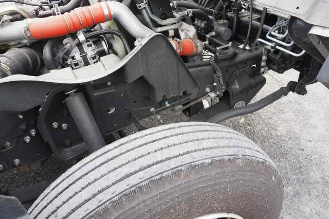 三菱ふそう キャンター 小型 車載専用車 2PG-FEB90(88805) 32枚目