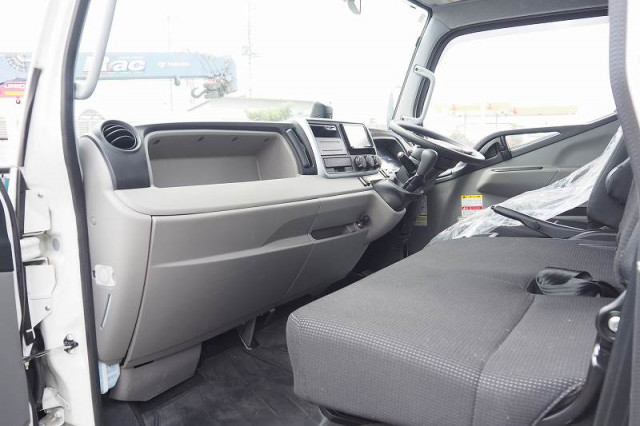 三菱ふそう キャンター 小型 車載専用車 2PG-FEB90(88805) 43枚目