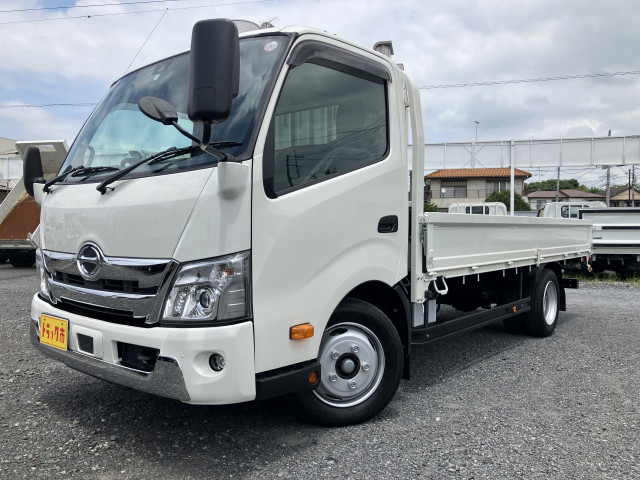 日野 デュトロ 小型 平ボディ 2RG-XZU710M(88808) 2枚目