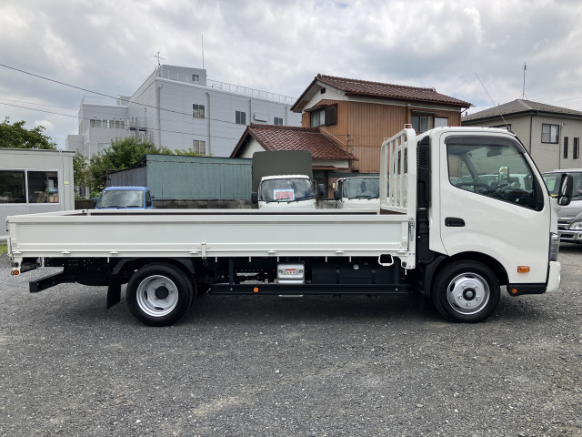 日野 デュトロ 小型 平ボディ 2RG-XZU710M(88808) 13枚目