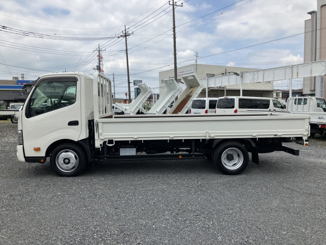 日野 デュトロ 小型 平ボディ 2RG-XZU710M(88808) 18枚目