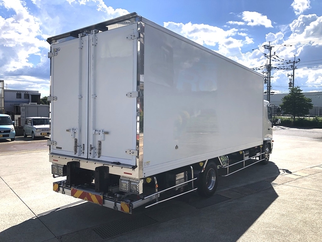 日野 レンジャー 中型 冷凍冷蔵バン TKG-FD7JLAG(88851) 4枚目