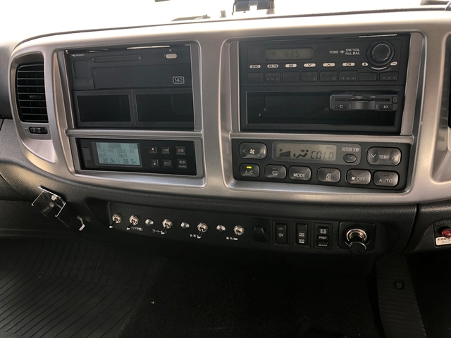 日野 レンジャー 中型 冷凍冷蔵バン TKG-FD7JLAG(88851) 19枚目