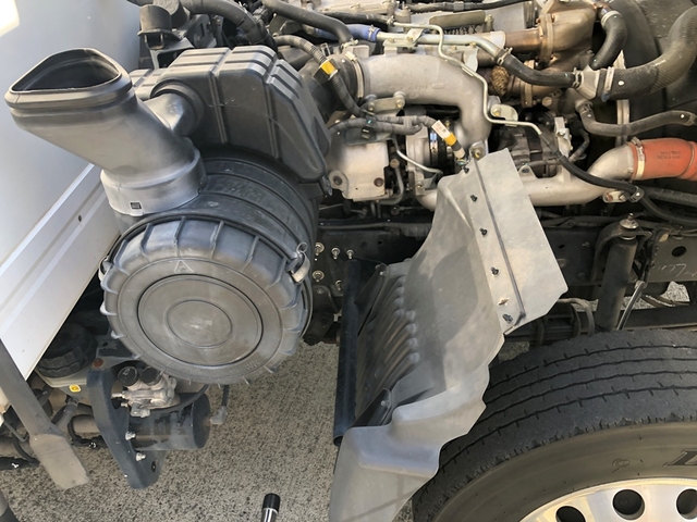 日野 レンジャー 中型 冷凍冷蔵バン TKG-FD7JLAG(88851) 58枚目