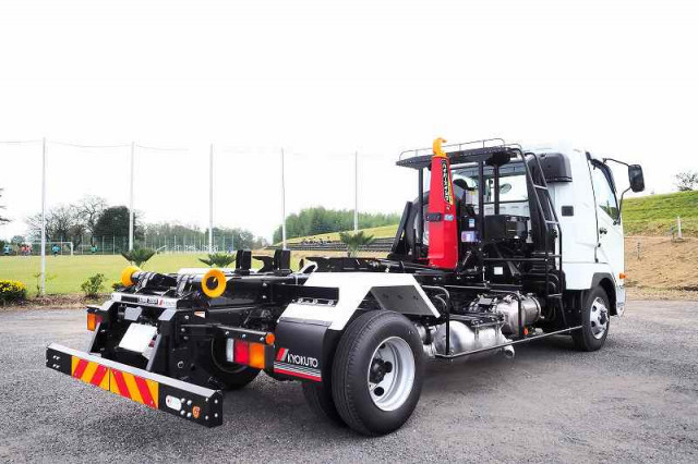 三菱ふそう ファイター 中型 コンテナ専用車 2KG-FK62F(88915) 6枚目