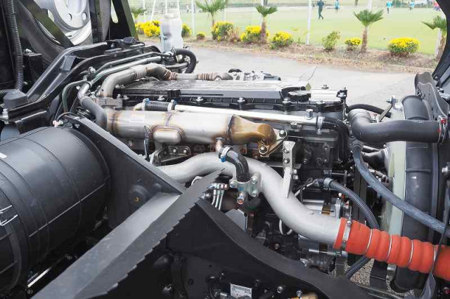 三菱ふそう ファイター 中型 コンテナ専用車 2KG-FK62F(88915) 25枚目
