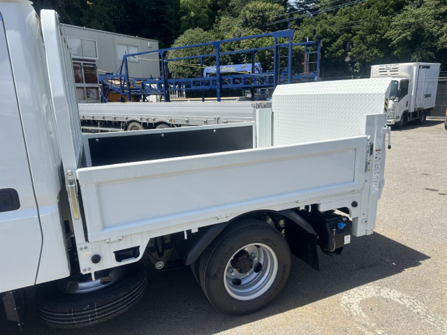 三菱ふそう キャンター 小型 Wキャブ 2RG-FBA20(88919) 7枚目