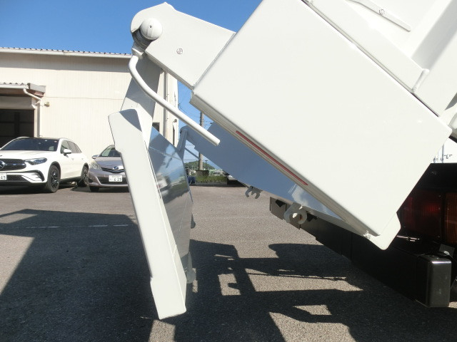 マツダ タイタン 小型 土砂ダンプ 2RG-LKR88AT(88918) 27枚目