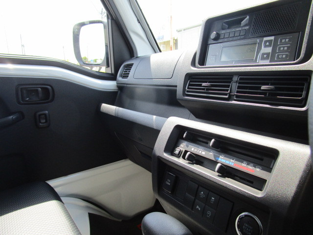 ダイハツ ハイゼット 軽 冷凍冷蔵バン 3BD-S500P(88927) 20枚目