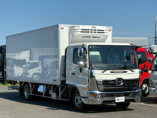 日野 レンジャー 中型 冷凍冷蔵バン 2KG-FD2ABG(88929) 2枚目