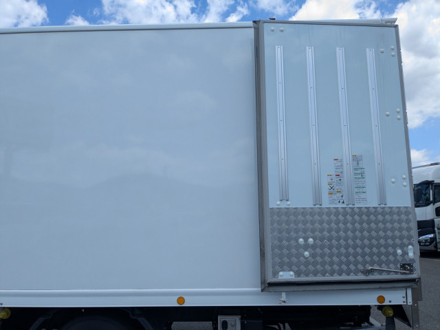 日野 レンジャー 中型 冷凍冷蔵バン 2KG-FD2ABG(88938) 24枚目